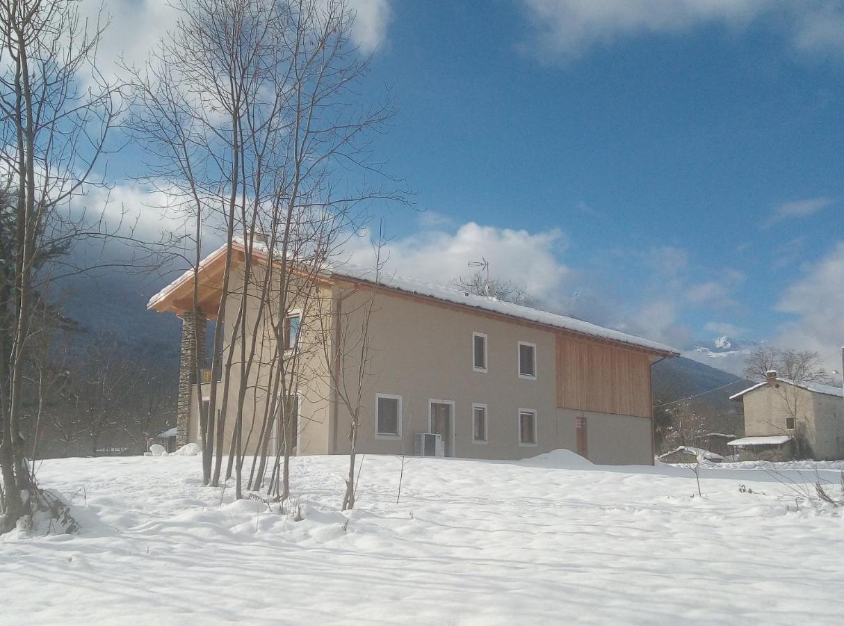 Ferienwohnung Semi Al Vento: La Bio-Casa Nel Giardino Incantato! Paesana Exterior foto
