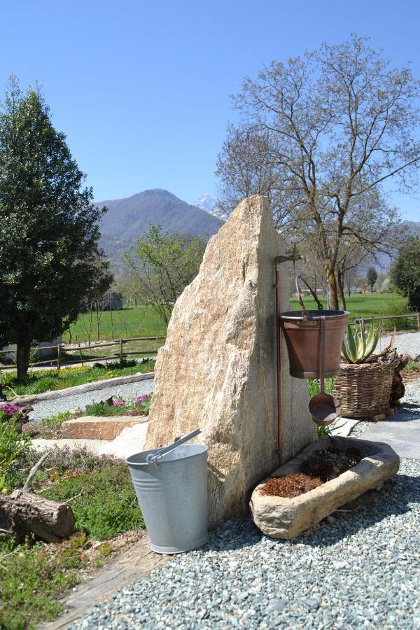 Ferienwohnung Semi Al Vento: La Bio-Casa Nel Giardino Incantato! Paesana Exterior foto