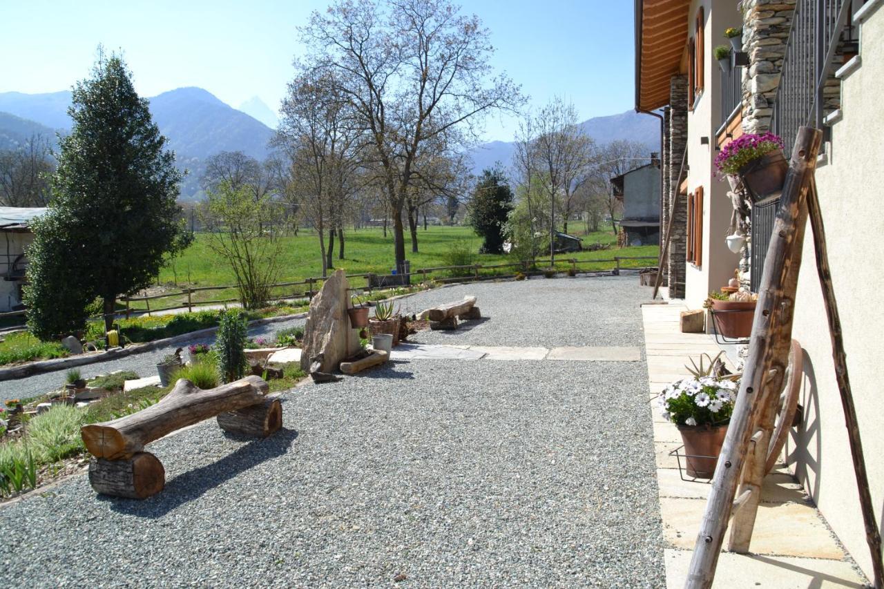 Ferienwohnung Semi Al Vento: La Bio-Casa Nel Giardino Incantato! Paesana Exterior foto