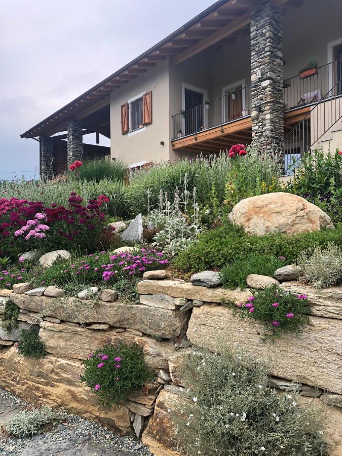 Ferienwohnung Semi Al Vento: La Bio-Casa Nel Giardino Incantato! Paesana Exterior foto