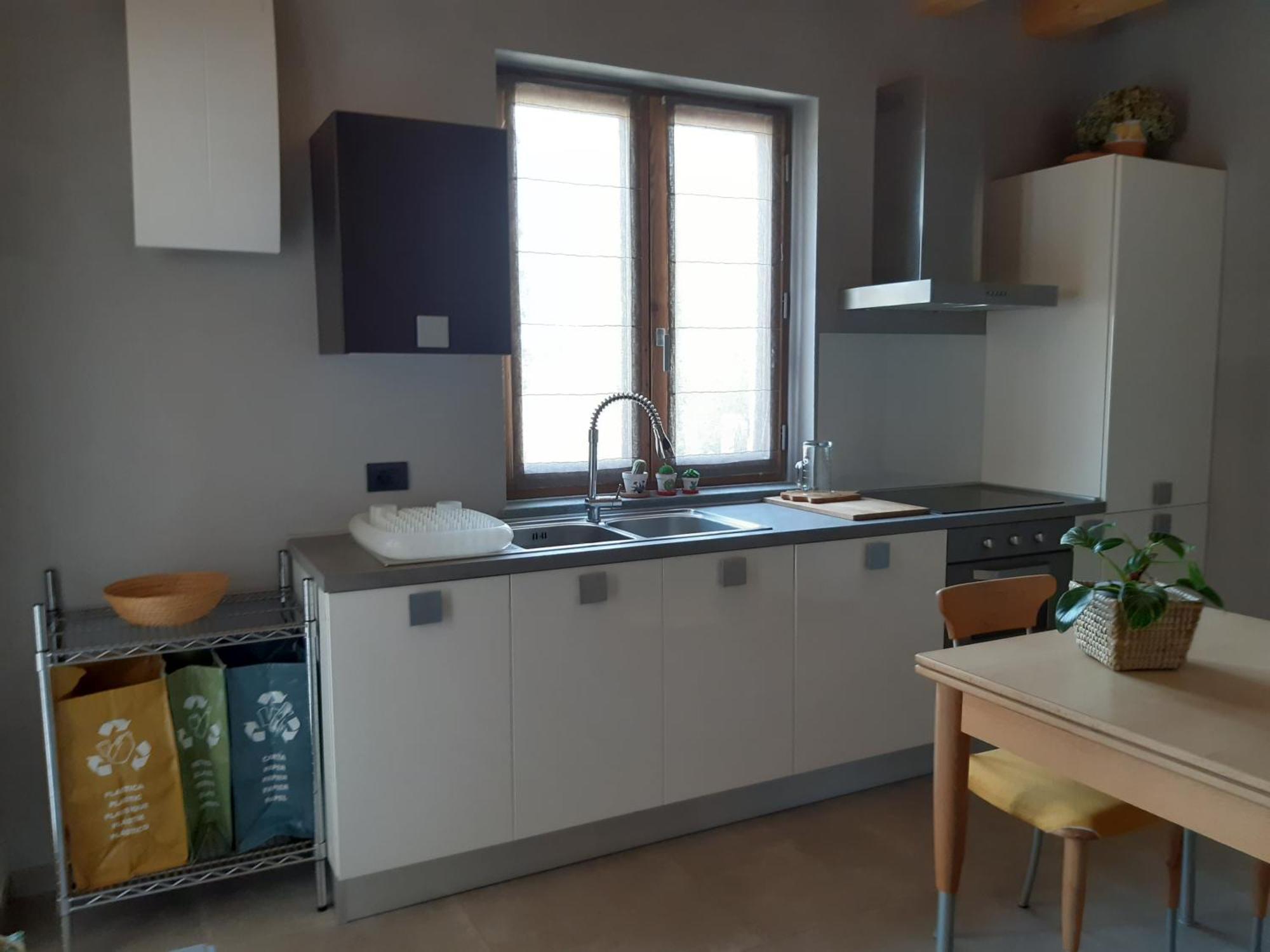 Ferienwohnung Semi Al Vento: La Bio-Casa Nel Giardino Incantato! Paesana Exterior foto